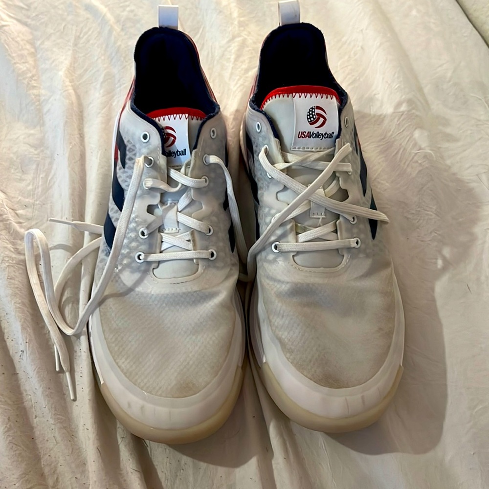 red white and blue star adidas volleyball shoes size 10 in womens